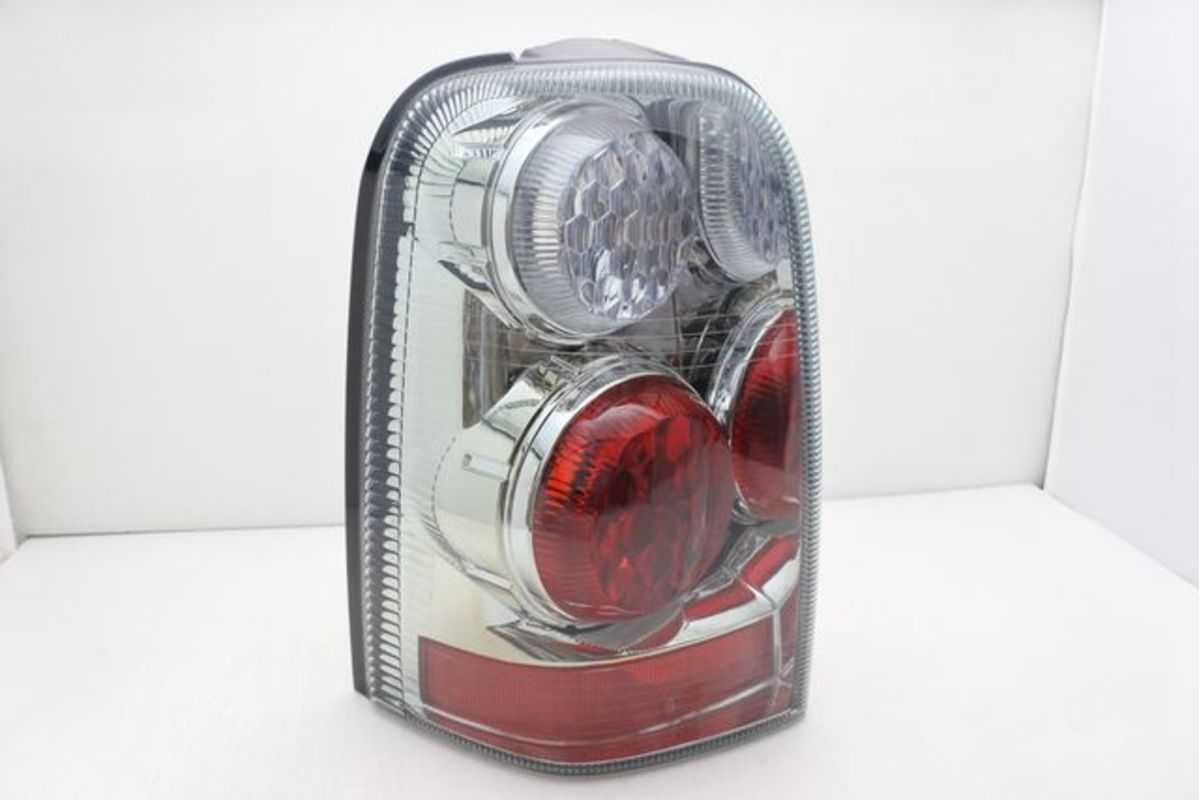 2004-2007 ESCAPE 2.3 正廠 尾燈 